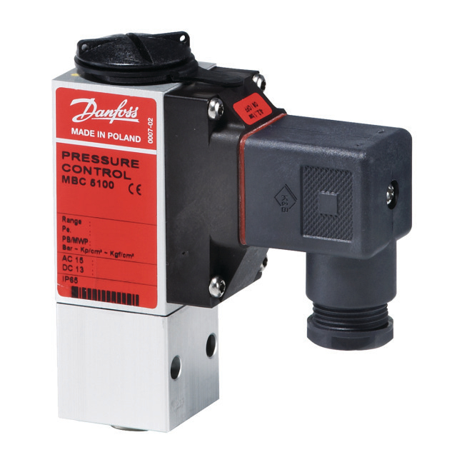 Danfoss Pressostaat MBC 5000 G 1/4" inw -0,2bar/10bar